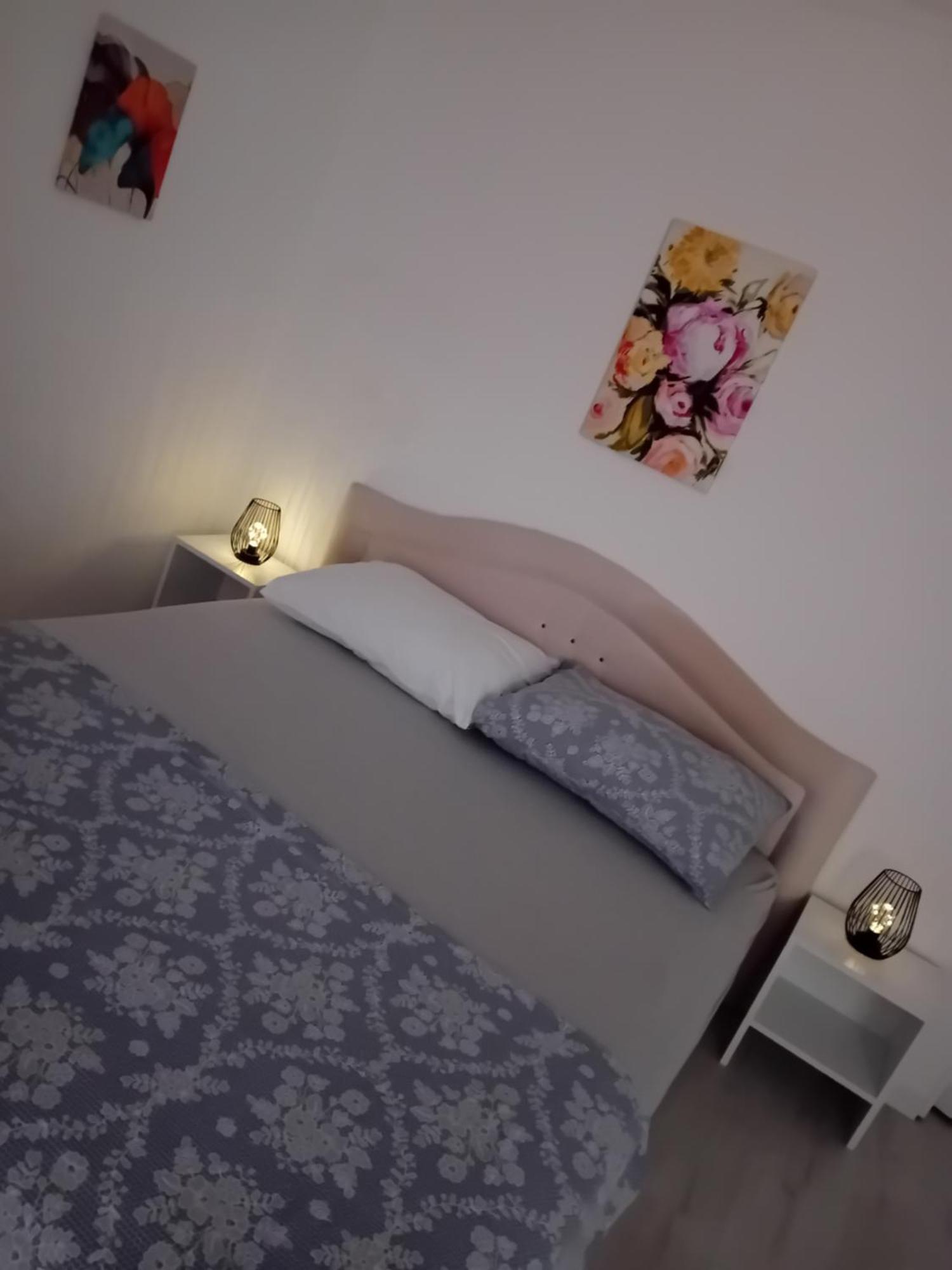 Aine Apartman - Old Bridge موستار المظهر الخارجي الصورة